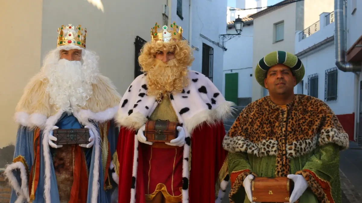 Cvirus.- Los Reyes Magos enviarán mensajes personalizados por WhatsApp a los niños de Alhendín