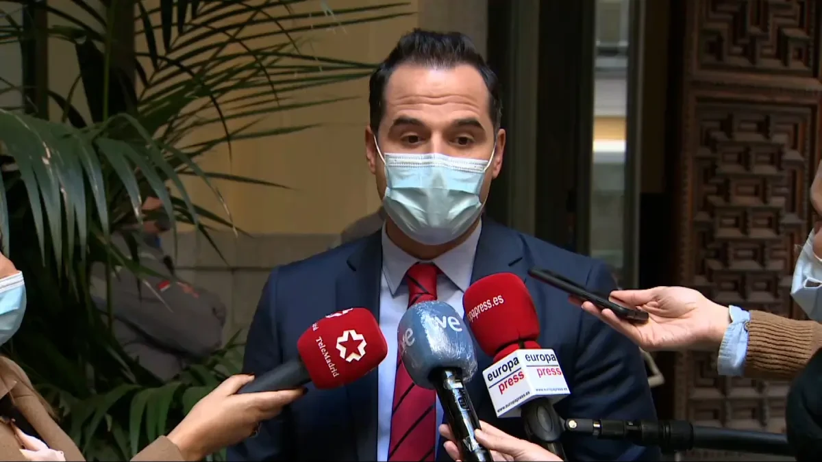 Aguado quiere hacer test a todos los madrileños antes de Navidad y el PP lo ve precipitado