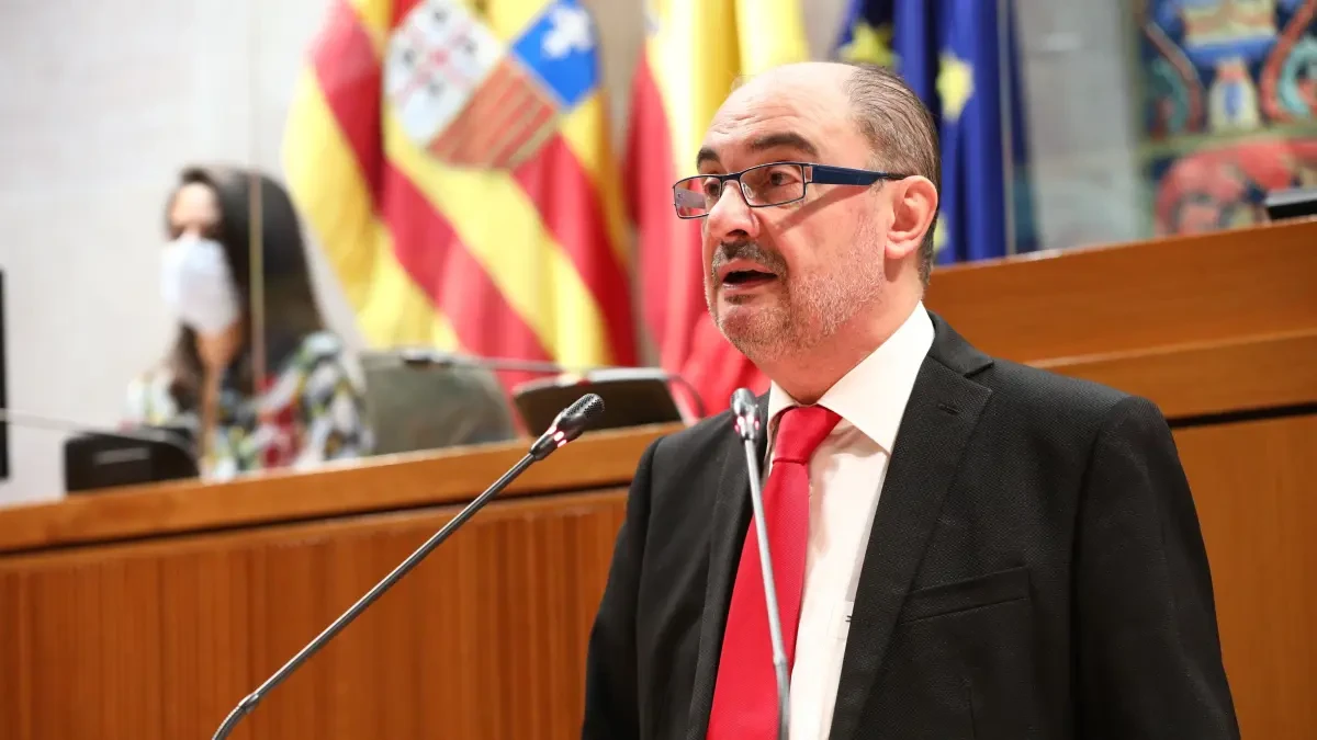 Lambán urge a 