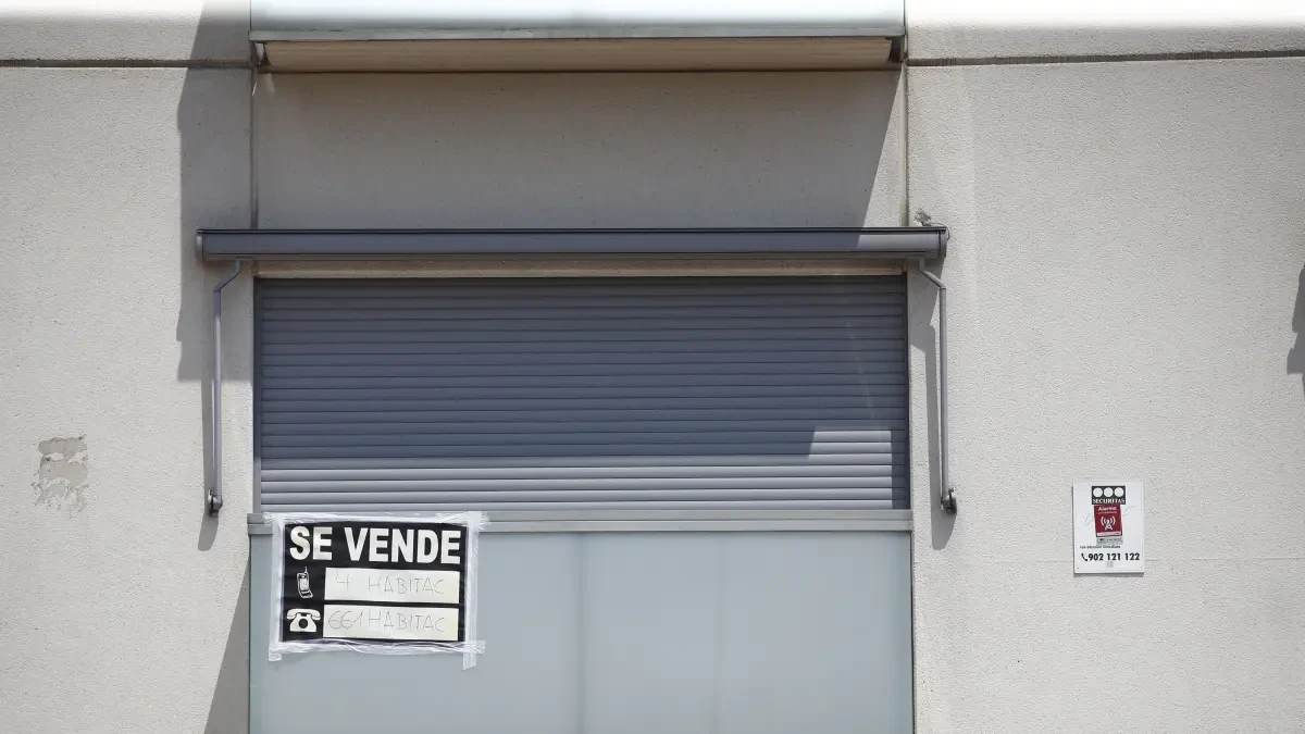 La compraventa de viviendas por extranjeros cae un 37,2% en la Región en el primer semestre, según los notarios