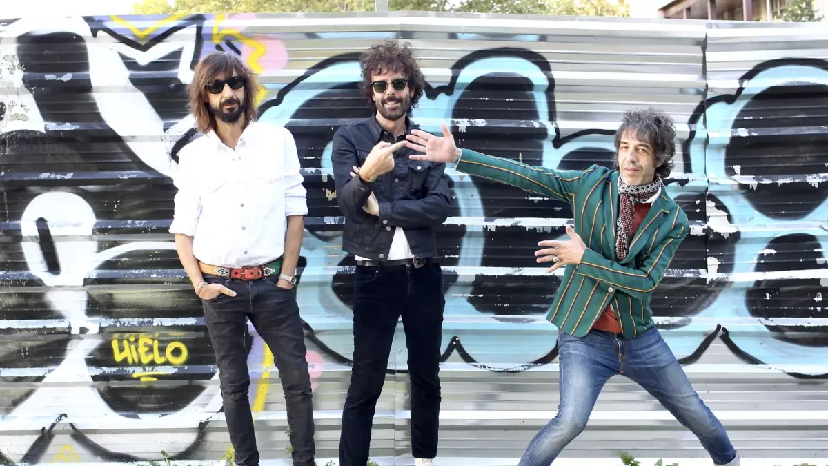 La felicidad de Sidonie era esto: olas, vídeos molones y un musical