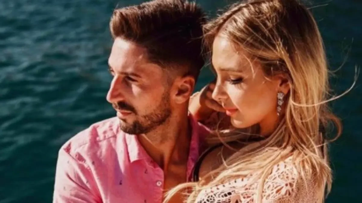 Sale a la luz una foto de Patricia desnuda que Lester publicó por error