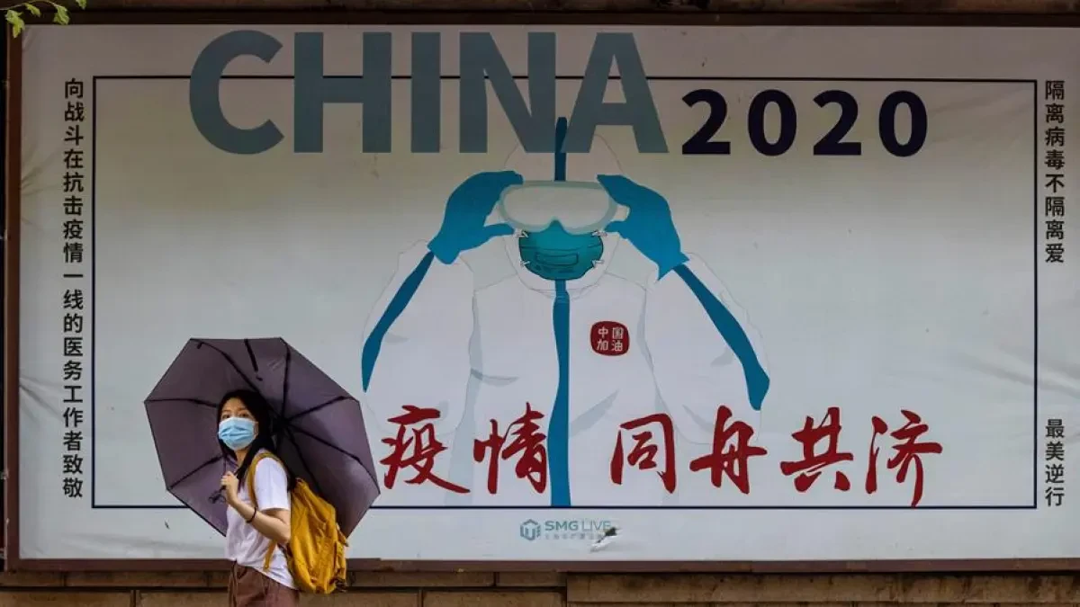 Obligan a una española a pasar una doble cuarentena en China tras dar positivo en anticuerpos por la Covid-19