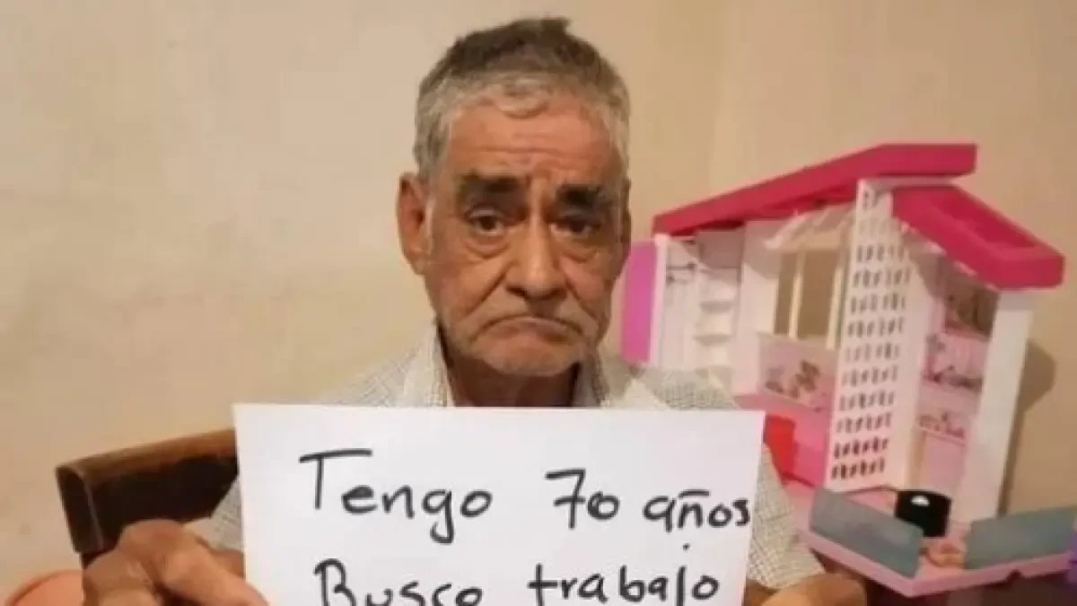 Un abuelo de 70 años pide trabajo para poder cobrar la pensión y su anuncio se viraliza