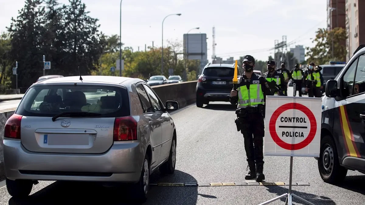 La Comunidad de Madrid mantiene todas las restricciones pero las levanta en Alcalá y otras 3 zonas básicas de salud