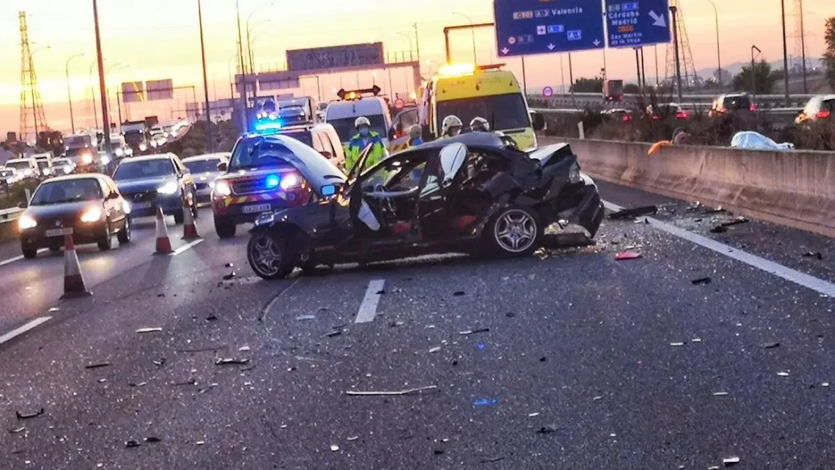 Muere un hombre de 57 años atropellado en la M-45 tras bajarse del coche por una avería