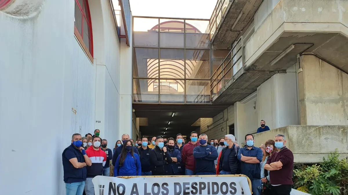 El Ayuntamiento muestra su apoyo a la plantilla de LTK y reclama 