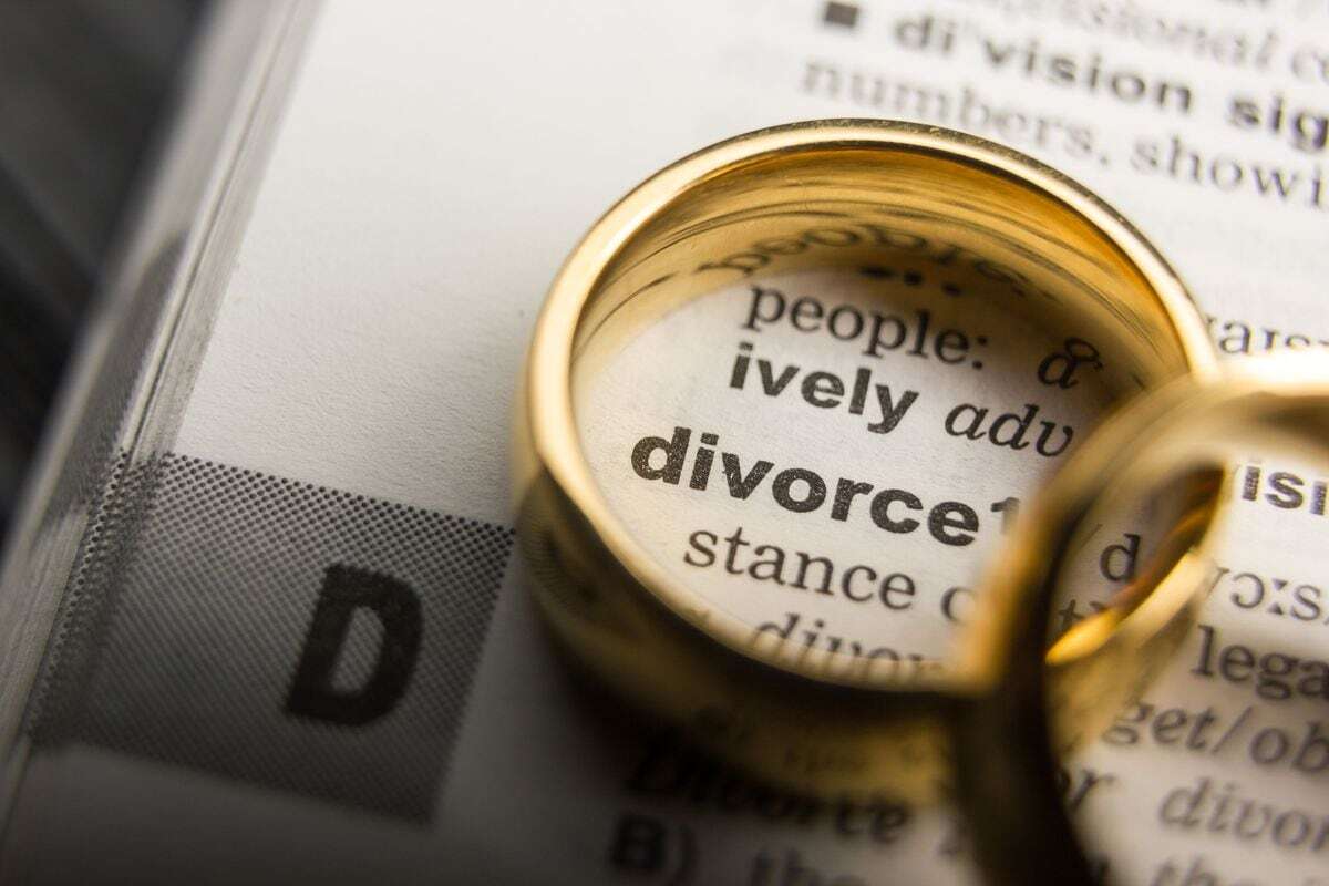 “¡Me divorcio!”: por qué pasamos de ocultarlo en sociedad a anunciarlo en redes sociales como los famosos