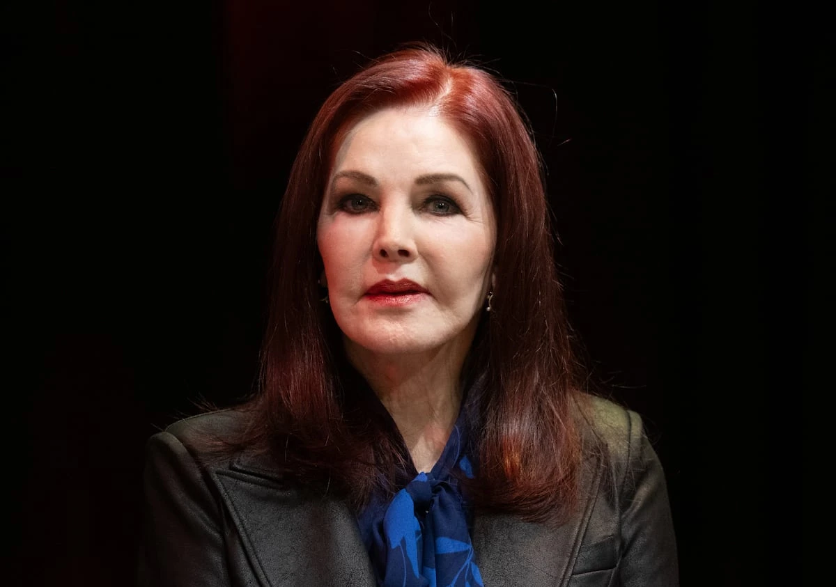 Priscilla Presley es acusada de aprovechar la muerte de su hija, Lisa Marie, para recuperar el control de su fideicomiso
