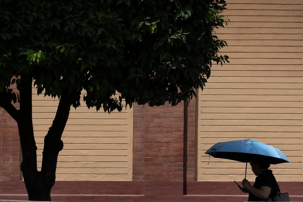 La ola de calor se intensifica con 16 comunidades bajo aviso de altas temperaturas
