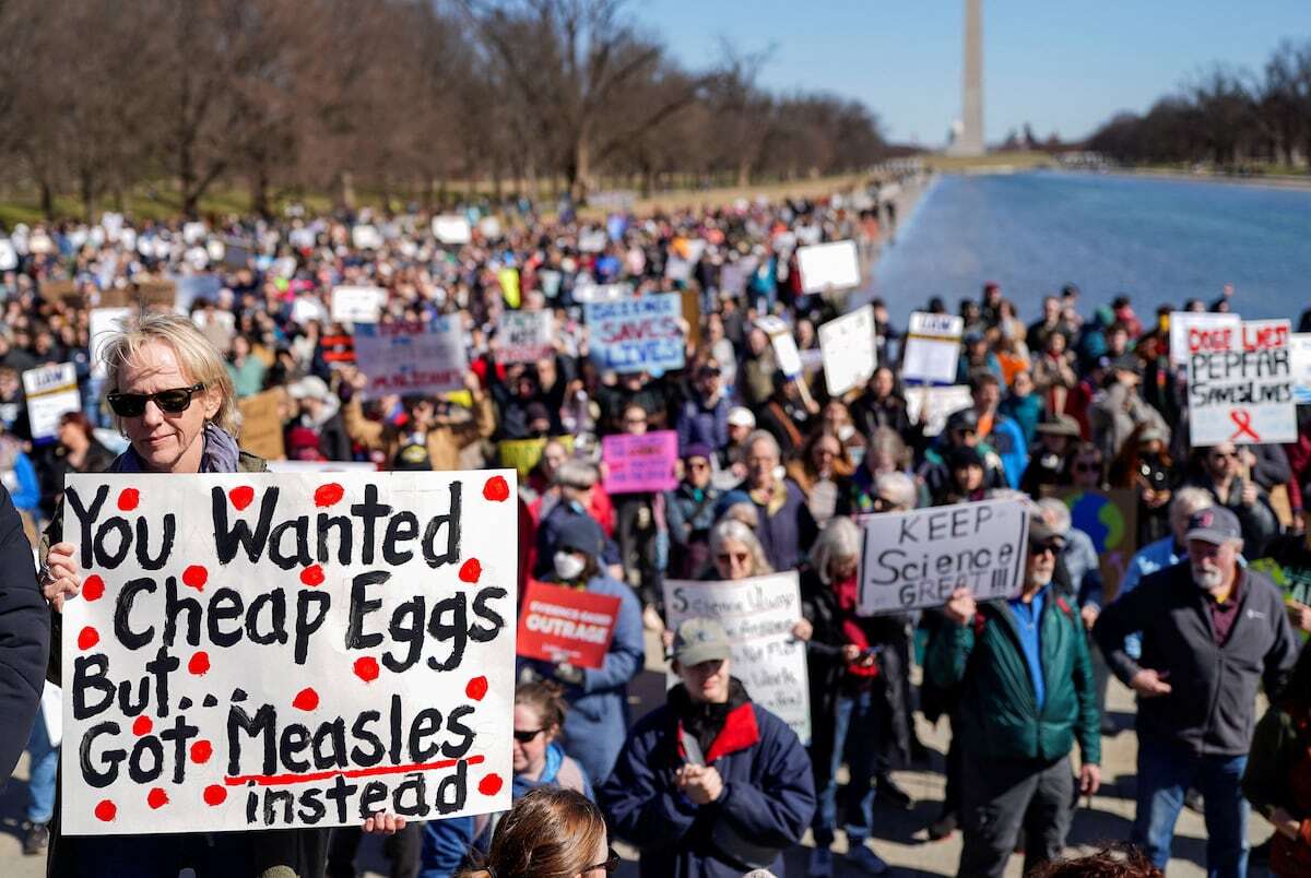 La ciencia estadounidense toma las calles para protestar contra Trump