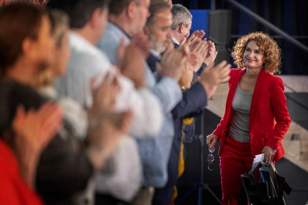 Montero defiende un “nuevo andalucismo” para activar a la mayoría progresista