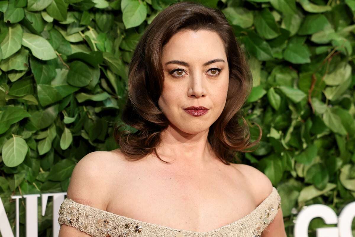 Aubrey Plaza rinde homenaje a su marido, Jeff Baena, en su primera aparición pública tras su muerte