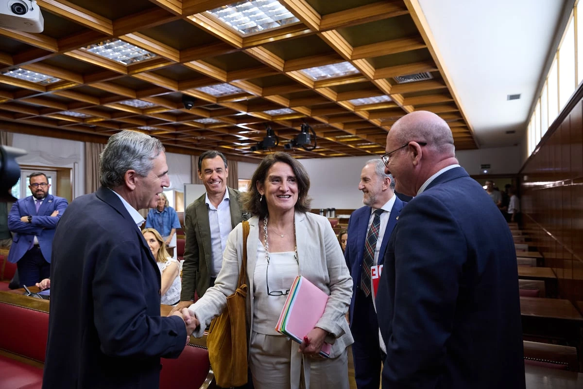 Ribera declara en el Senado que solo se reunió “una sola vez” con Aldama y niega que Begoña Gómez estuviera presente