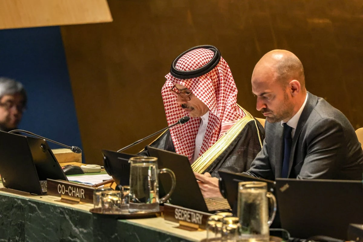 Los países árabes piden a Hamás que deje las armas y abandone el poder en Gaza