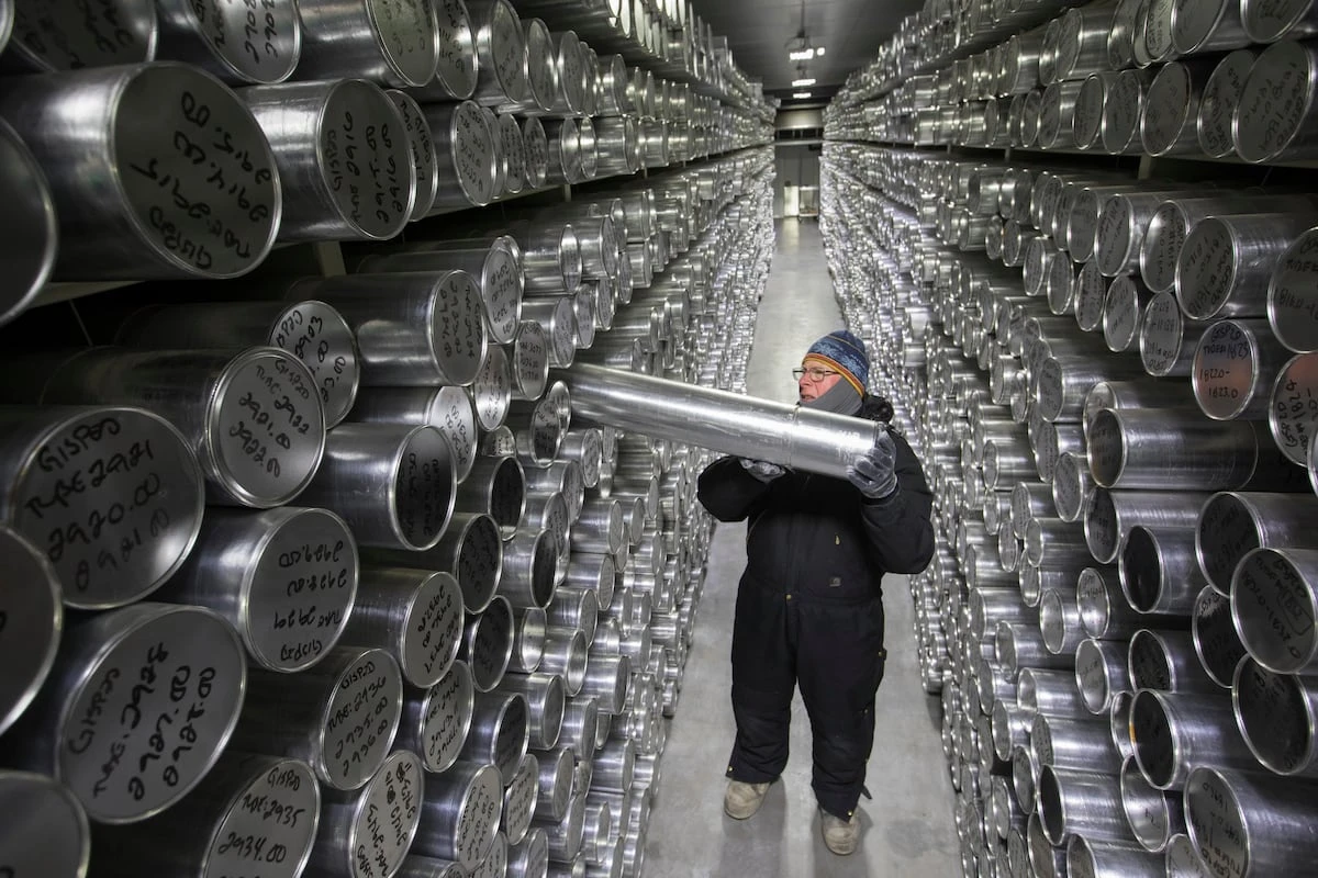 Crece la revuelta científica contra Trump: 150 trabajadores de la Fundación Nacional de Ciencias denuncian su “desmantelamiento”
