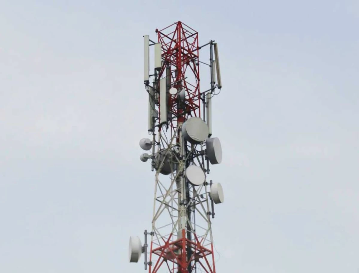 Telefónica, MasOrange y Vodafone recurren la tasa del espectro por 430 millones
