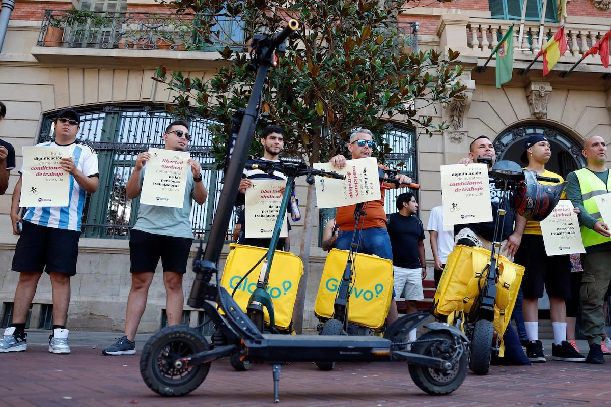 Un laudo arbitral retrasa las primeras elecciones sindicales de Glovo