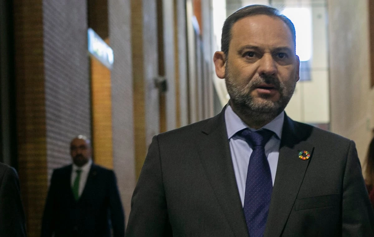 El juez del Supremo reclama al Congreso y el PSOE información económica de Ábalos