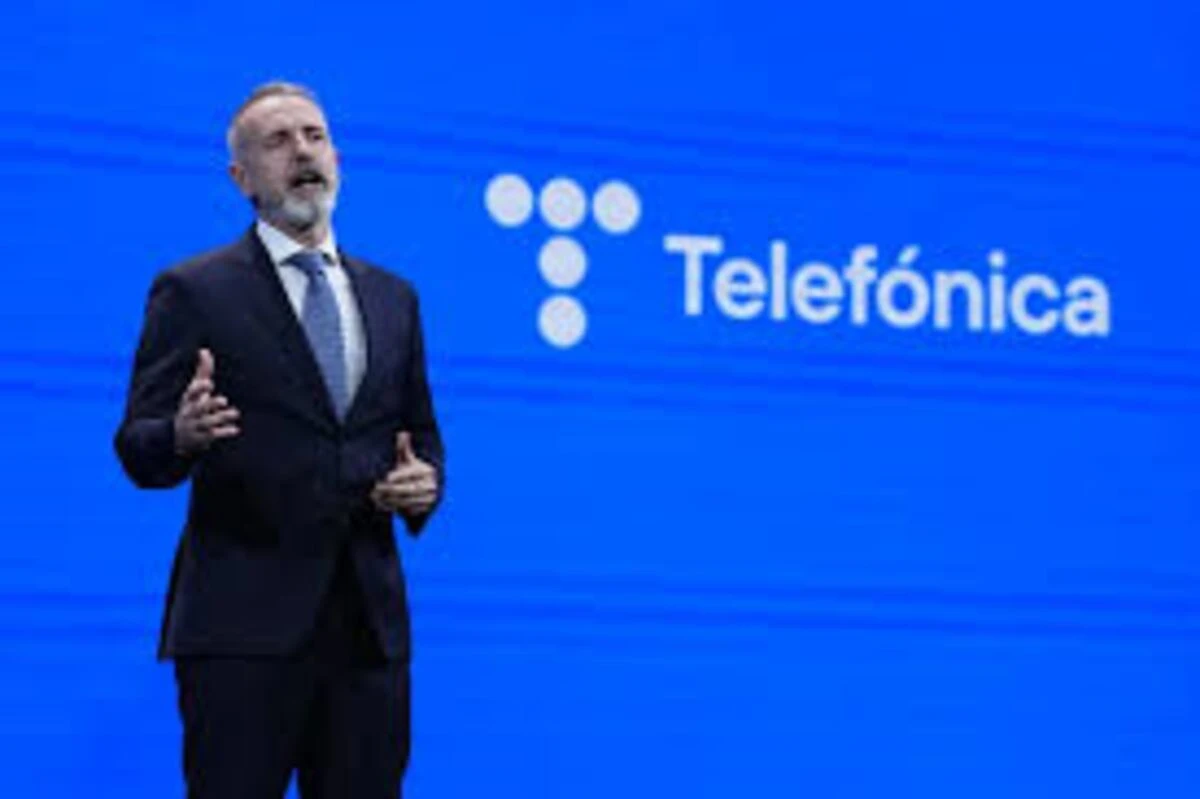 Murtra releva al director de Relaciones con Inversores de Telefónica