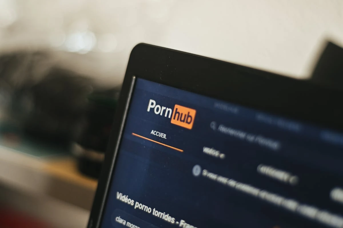 La UE desata una ofensiva contra las páginas pornográficas por su riesgo potencial para los menores