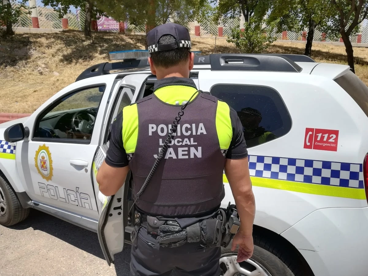 Buscan a un hombre acusado de secuestrar, drogar, agredir sexualmente, robar y extorsionar a una mujer en Jaén