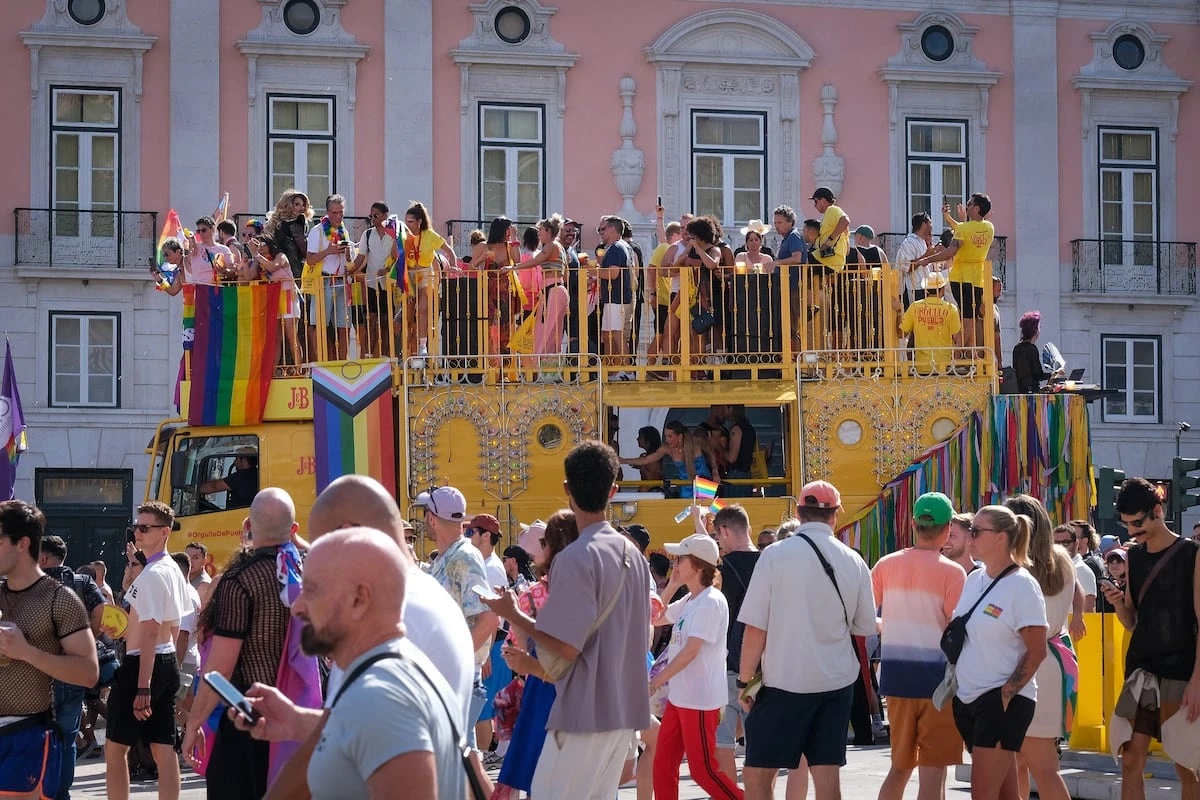 Lisboa acoge un controvertido Europride en un momento de reacción contra los derechos LGTBI+