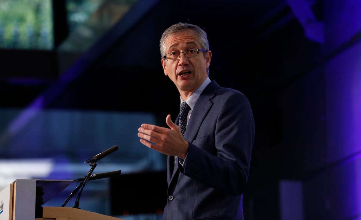 Hernández de Cos, investido doctor ‘honoris causa’ por la Universidad de Nebrija