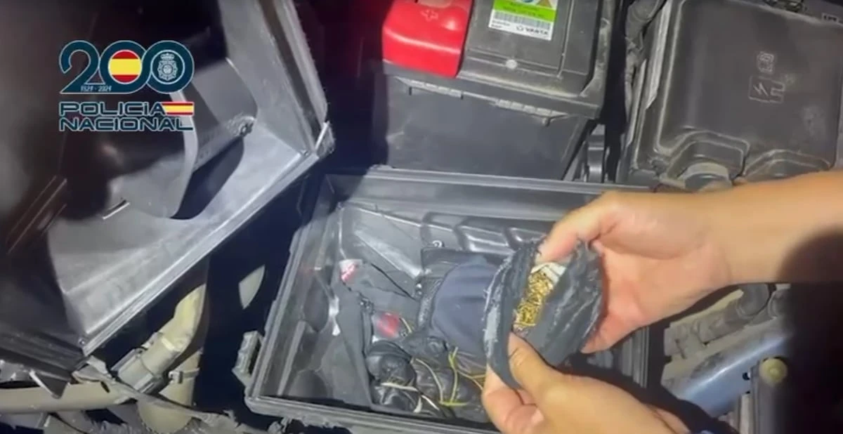 Detenida ‘infraganti’ una pareja de ladrones por 30 robos en viviendas y que guardaba el botín en un calcetín