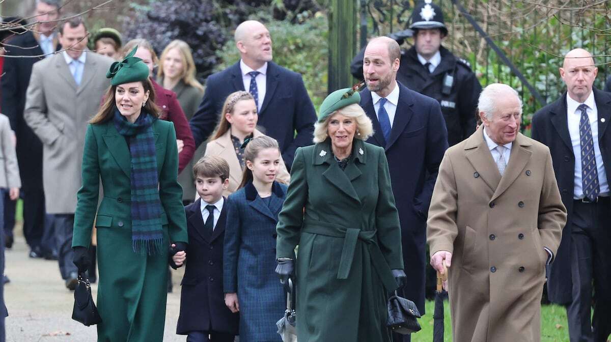 Carlos III y Kate Middleton acaparan todas las miradas en la tradicional misa de Navidad de Sandringham, con la ausencia de Andrés