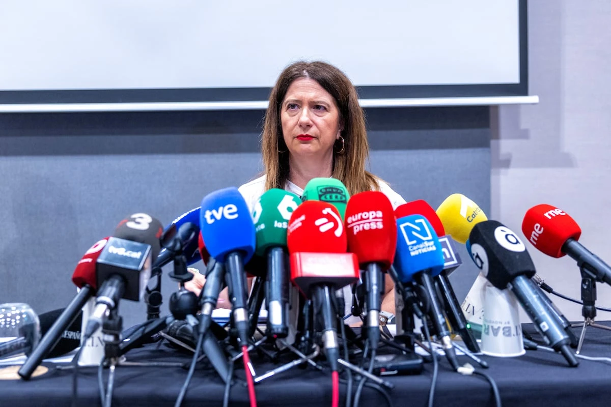 Un juez investiga si Leire Díez intentó “sabotear” la causa contra el hermano de Pedro Sánchez