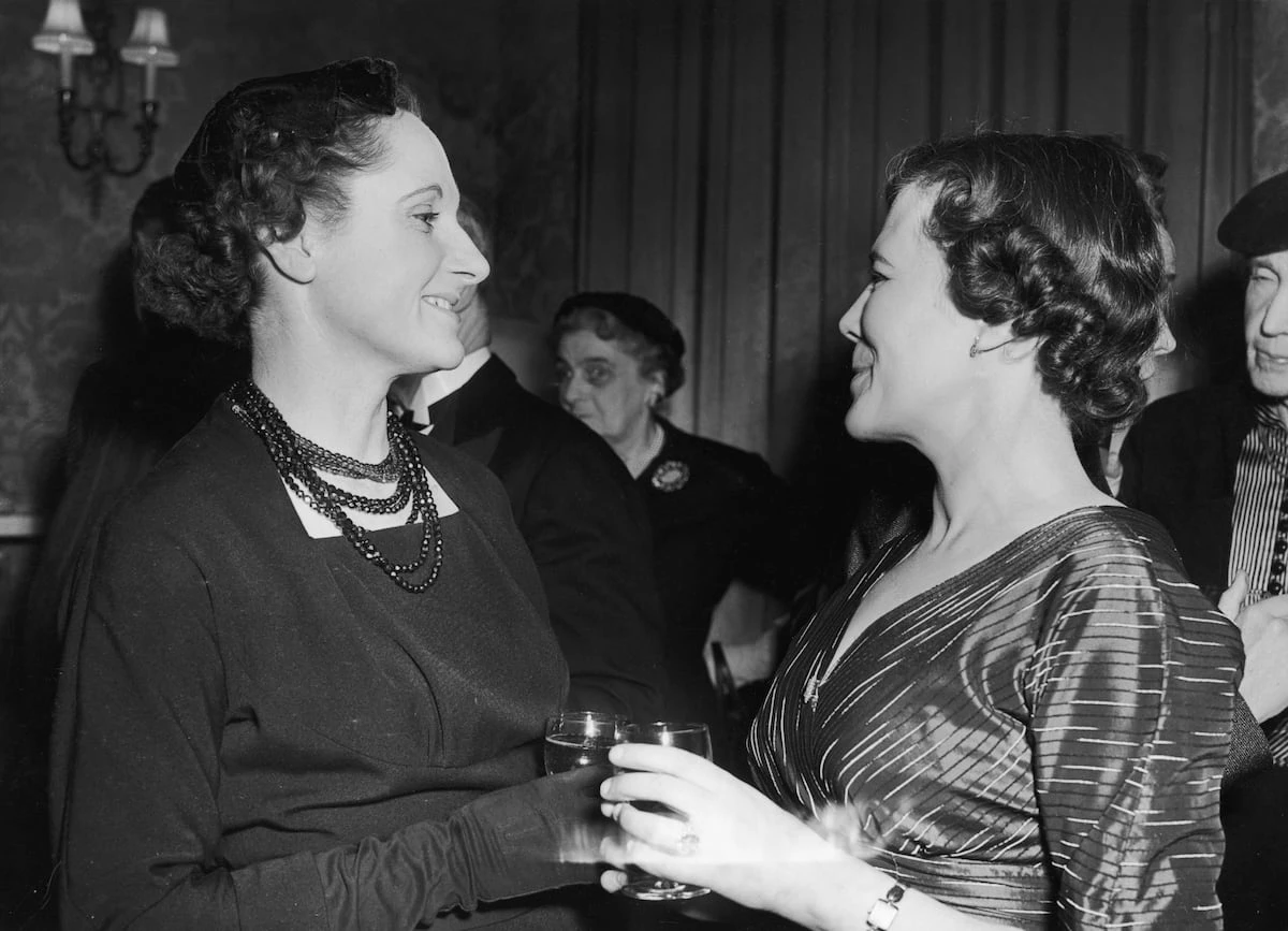 La otra Elizabeth Taylor narra la vejez, nueva aventura de Bevilacqua y Chamorro, Franco según Ruiz Mantilla y otros libros de la semana