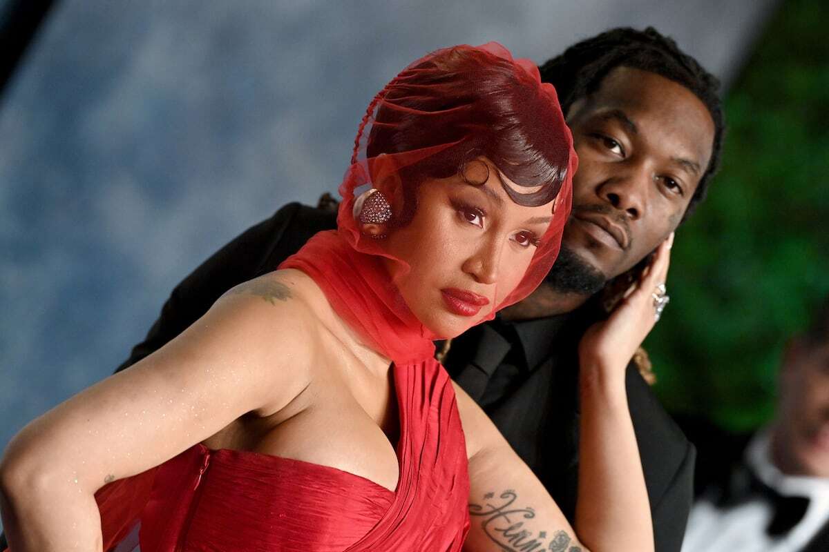 Cardi B se divorcia de Offset y horas después desvela que está embarazada de su tercer hijo