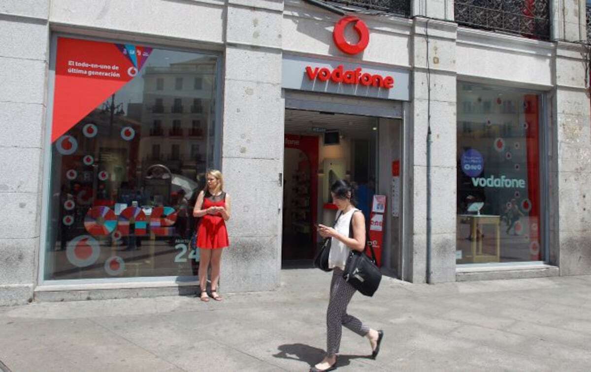 Vodafone subirá en enero un 3% sus tarifas pero promete compensar a sus clientes con regalos