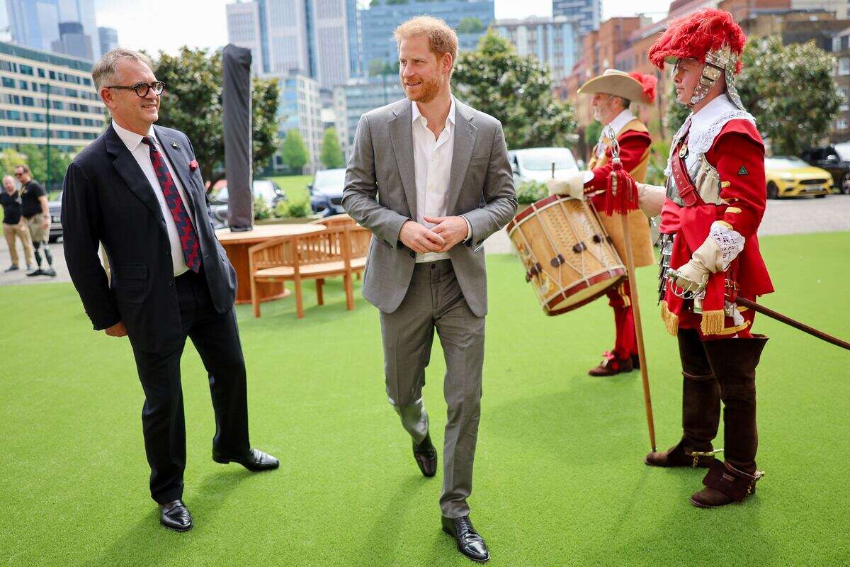 El príncipe Enrique celebra los 10 años de los Juegos Invictus en Londres, pero no se verá con su padre