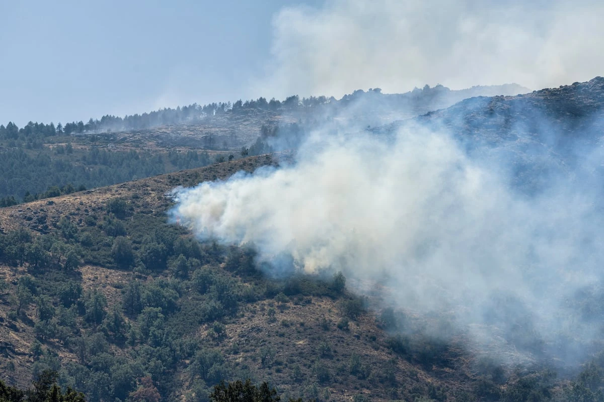 La Junta de Extremadura solicita una lista de los inmuebles afectados por el fuego para combatir “los bulos” y pide “no hacer caso a las redes”