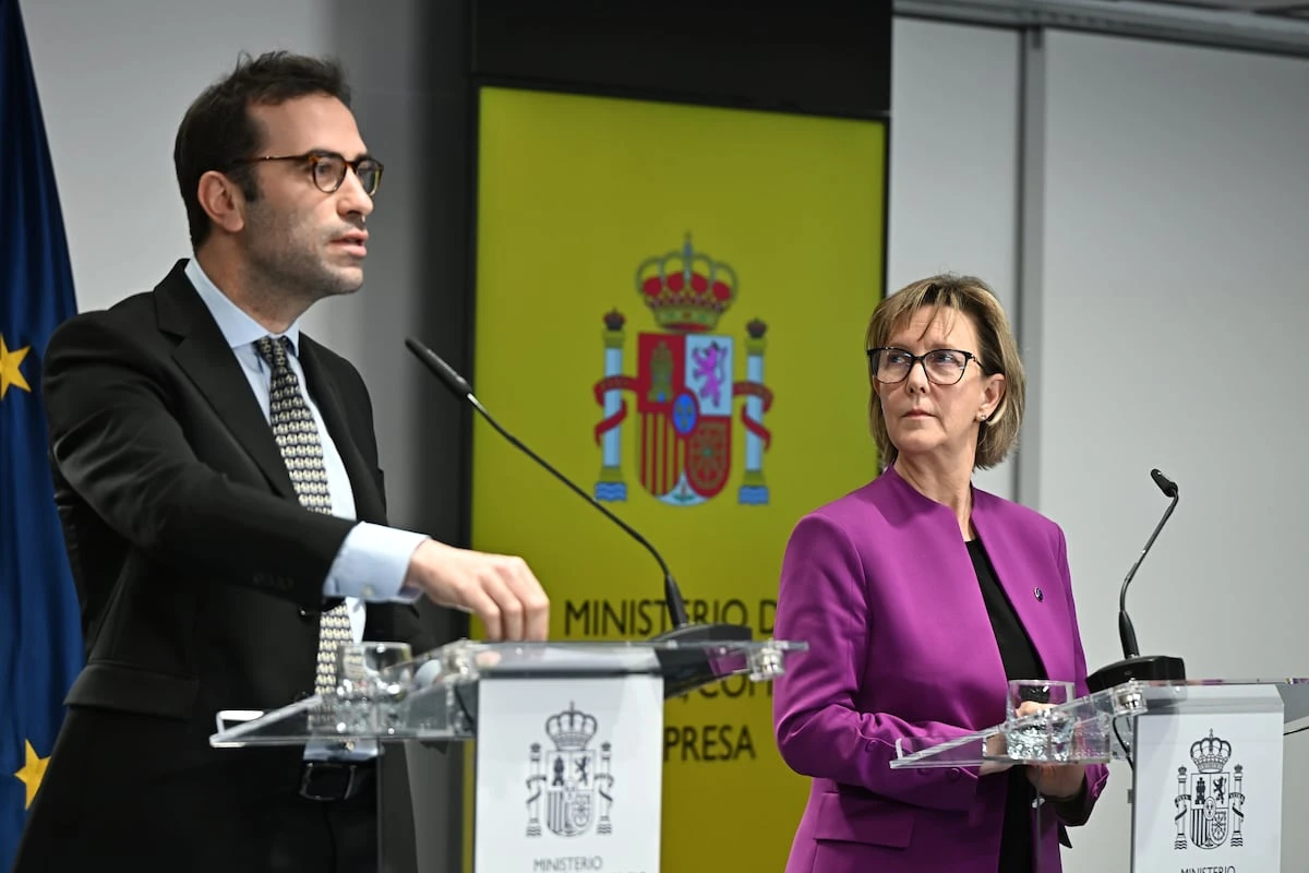 Bruselas advierte que “usará sus poderes para eliminar los obstáculos injustificados en el mercado único”