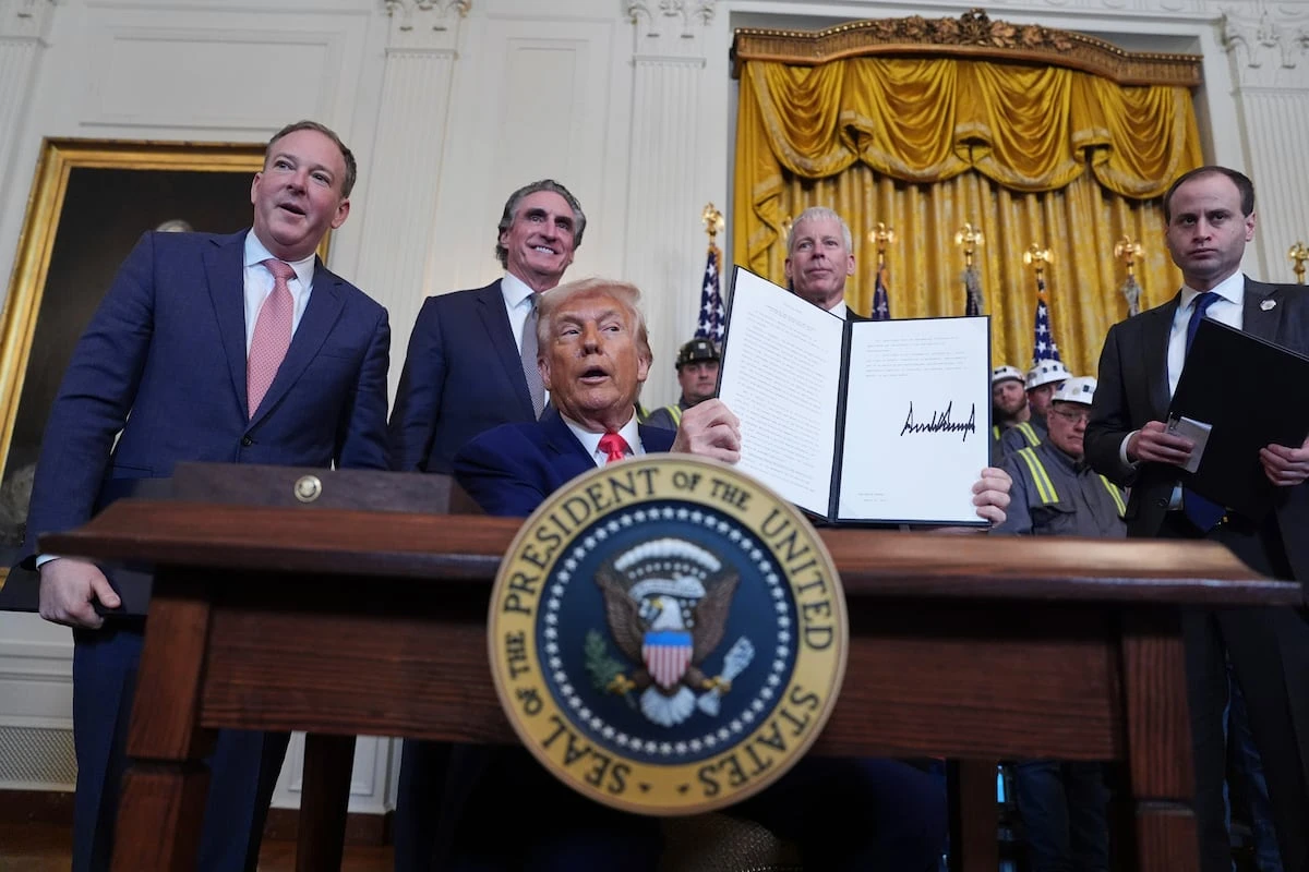 Un juez ordena a Trump que levante el veto a la agencia Associated Press