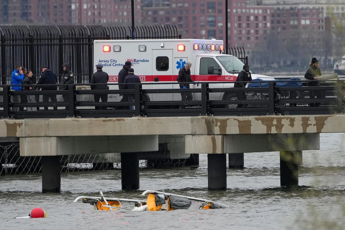 La empresa del helicóptero siniestrado en Nueva York con cinco españoles muertos ya había tenido un accidente en 2013