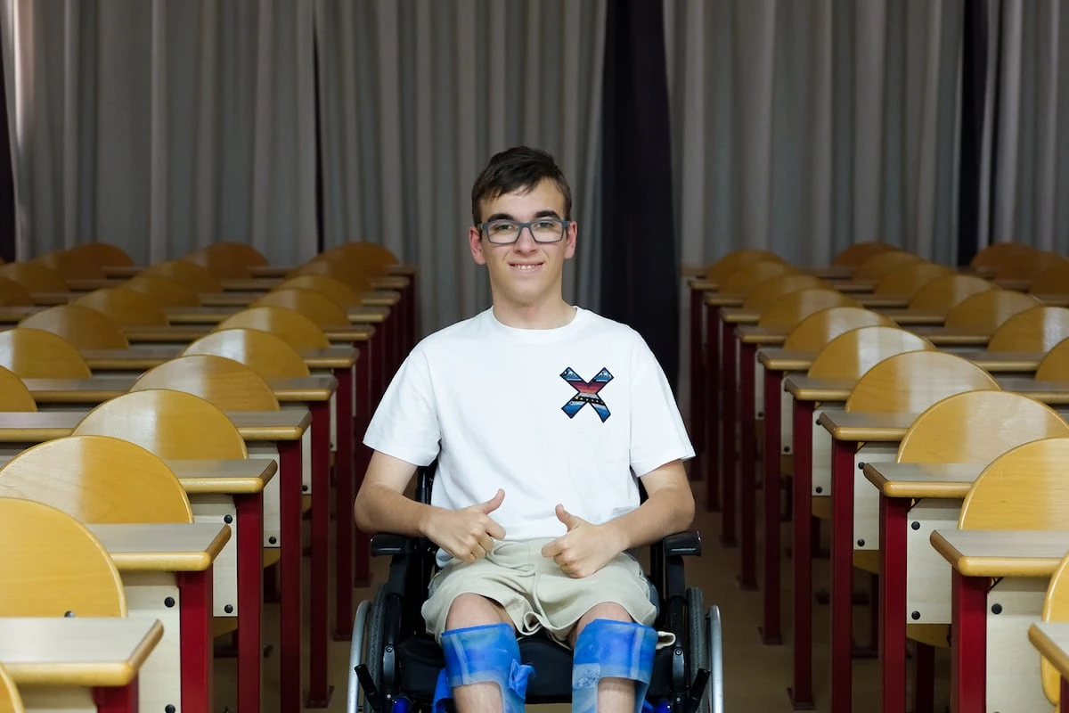 Marcos, el estudiante con discapacidad motora que hizo la Selectividad dictando las respuestas y ha logrado entrar en Periodismo: “Nadie me ha regalado nada”