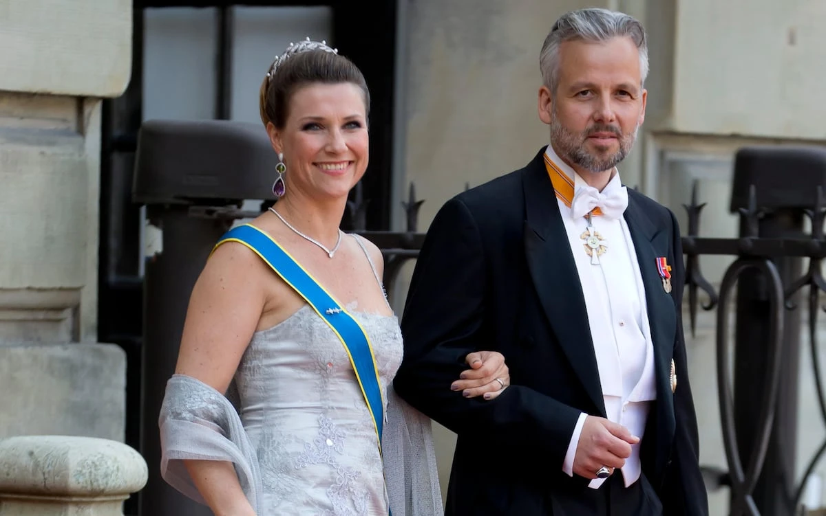 Marta Luisa de Noruega recuerda los meses posteriores a la muerte de su exmarido, Ari Behn: “Experimenté un descenso a los infiernos”