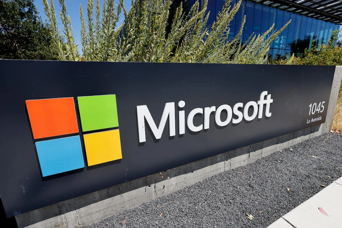Microsoft gana un 15% en su ejercicio fiscal impulsado por los servicios en la nube