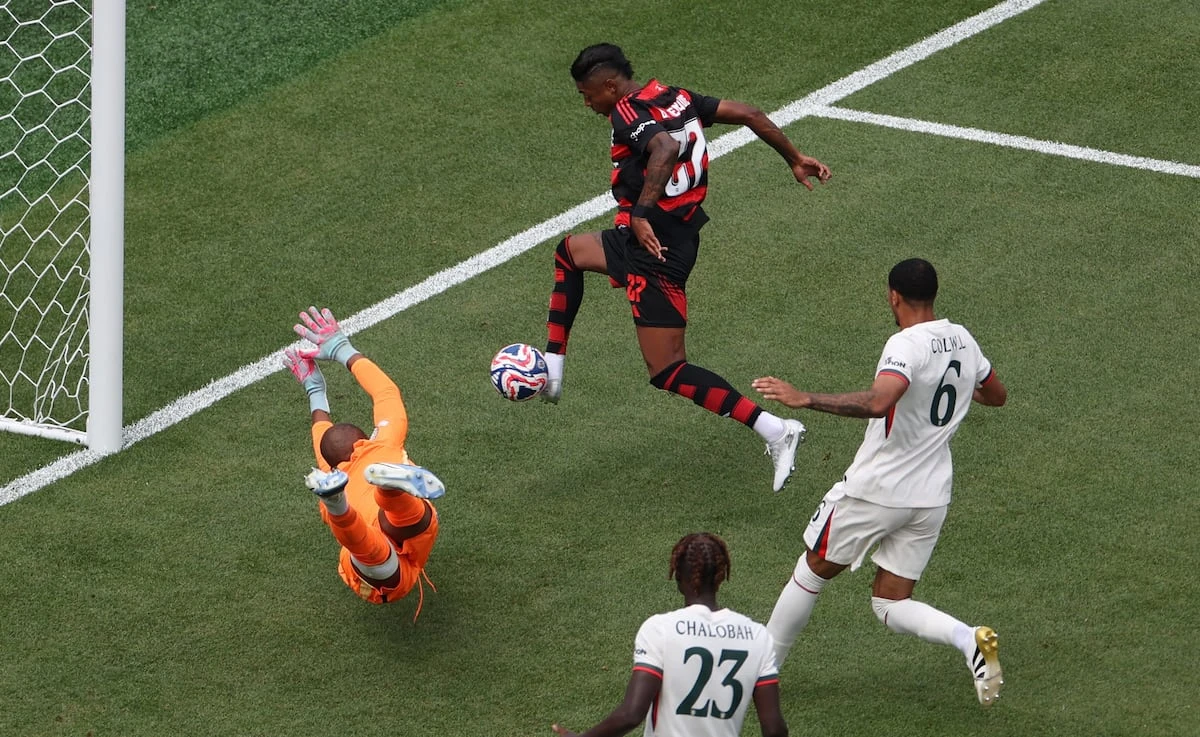 Filipe Luis presenta un gran Flamengo, muy superior al Chelsea