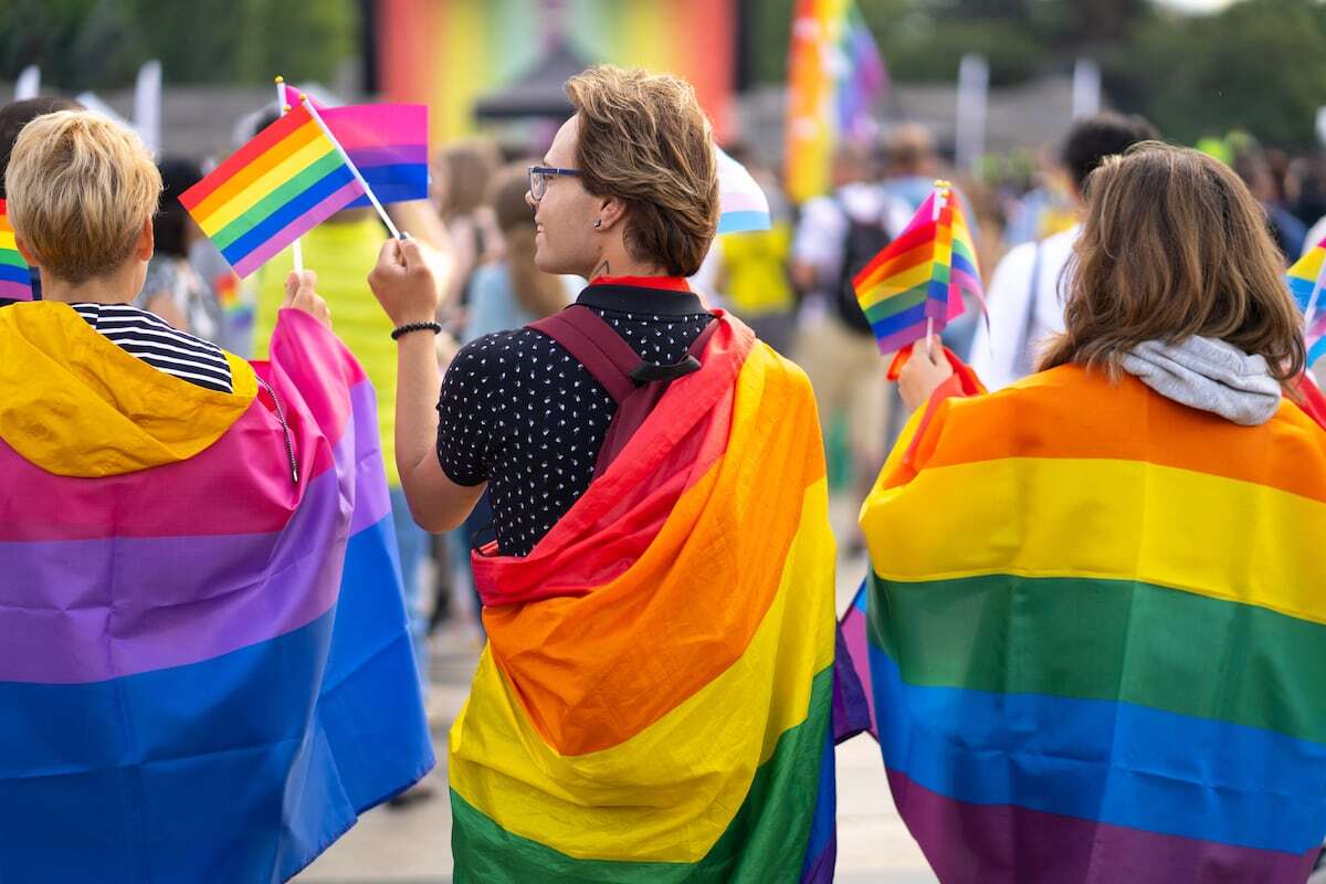 El efecto de los sesgos LGBTIQ+ en la IA: “Nos vemos obligados a evitar la palabra ‘queer’ en los mensajes”