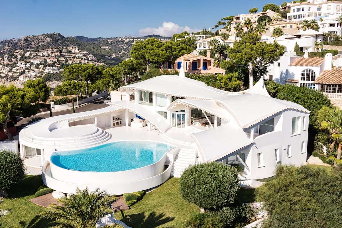 Las tres casas de la semana: villa mallorquina con diseño de gaviota por 14 millones