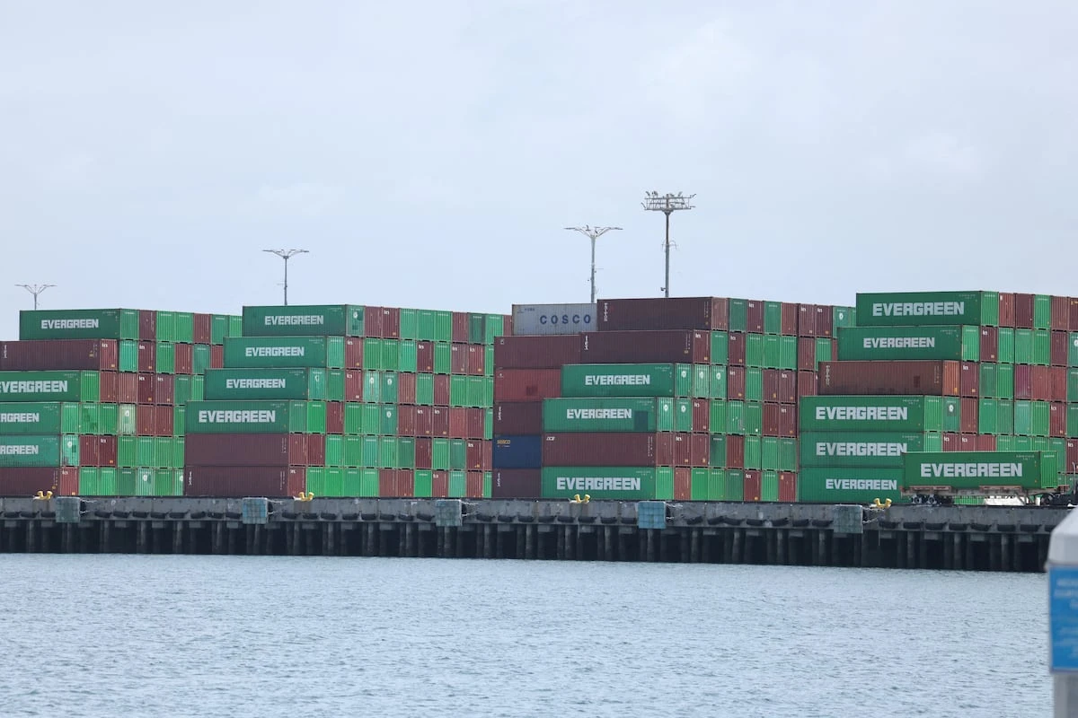 El déficit comercial de Estados Unidos creció en mayo entre la incertidumbre por los aranceles