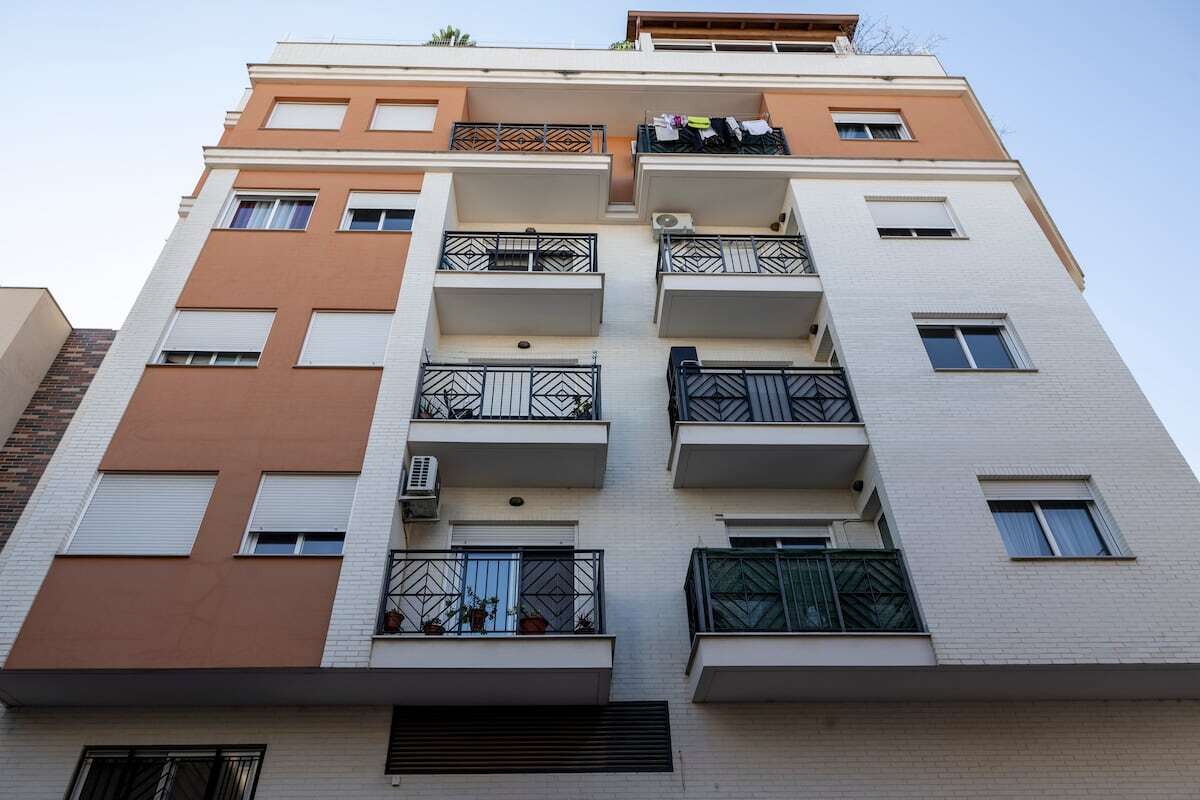 La Sareb suma otras 1.200 familias a su alquiler social mientras ultima los planes para edificar vivienda asequible