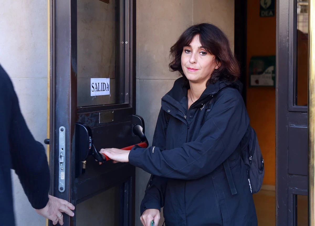 El hijo mayor de Juana Rivas pide ayuda al presidente de la Junta de Andalucía para que su hermano se quede en España