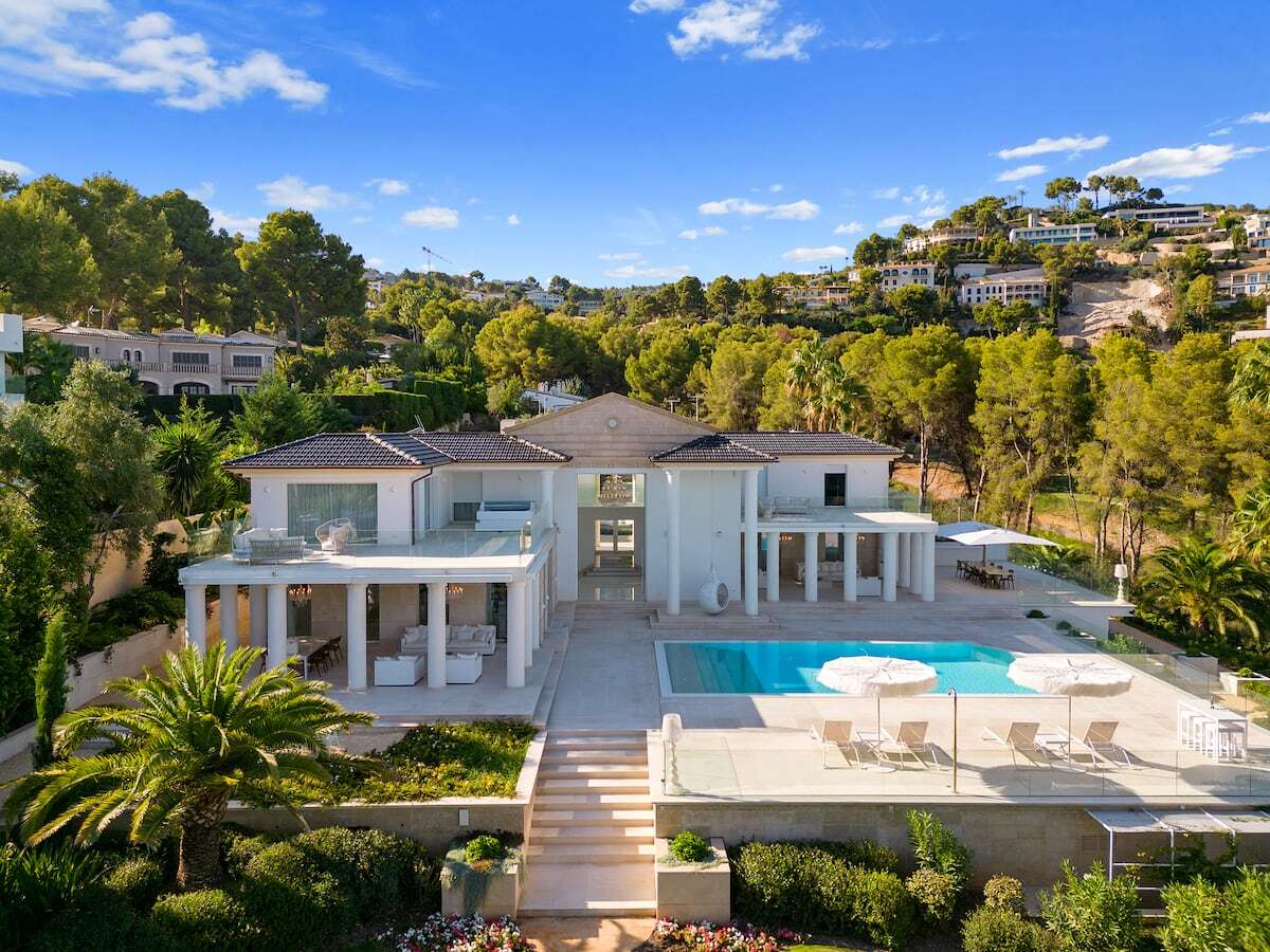 Las tres casas de la semana: villa mallorquina con cine y salón de belleza por 30 millones