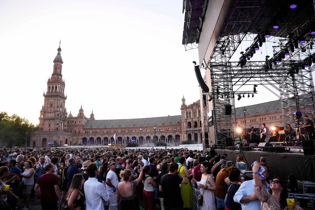 Los promotores musicales que cuestionan la adjudicación del festival Icónica acuden a Transparencia y al Defensor del Pueblo andaluz